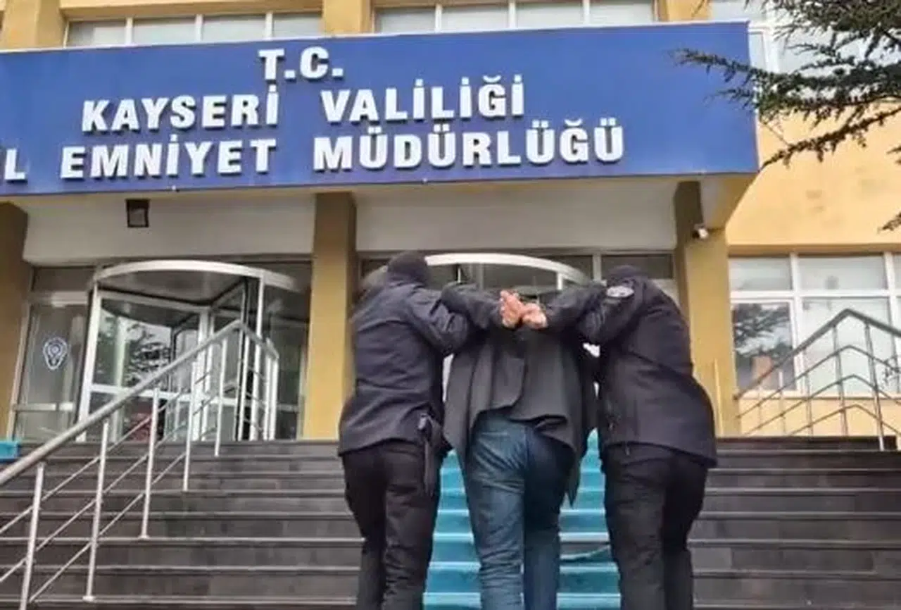 Kayseri'de FETÖ’nün ‘Akademisyen ünitesi sorumlusu’ yakalandı