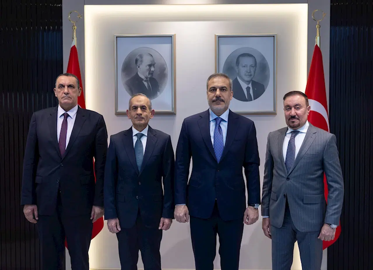 Bakan Fidan, Irak Türkmen Cephesi Başkanı Turan'ı kabul etti