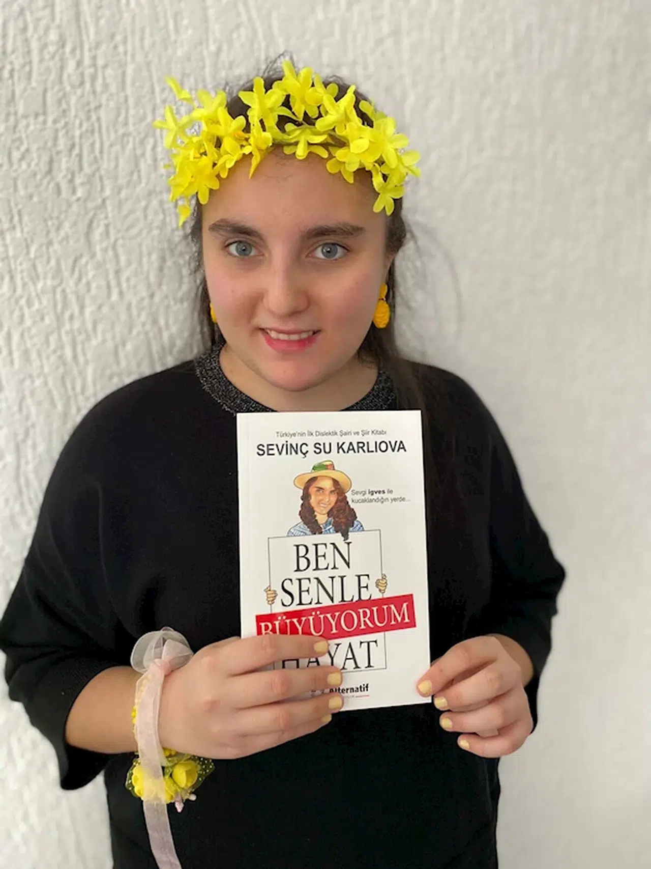 Sevinç Su, ilk dislektik modacı ve yazar olma yolunda ilerliyor