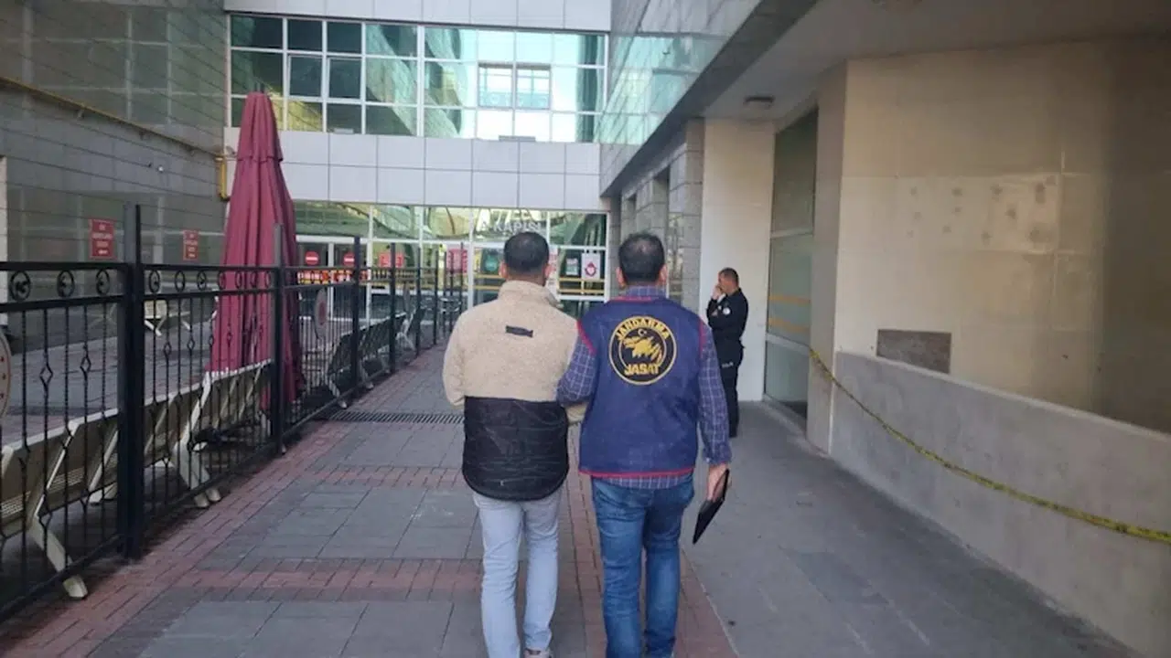 Haklarında kesinleşmiş hapis cezası bulunan firariler yakalandı