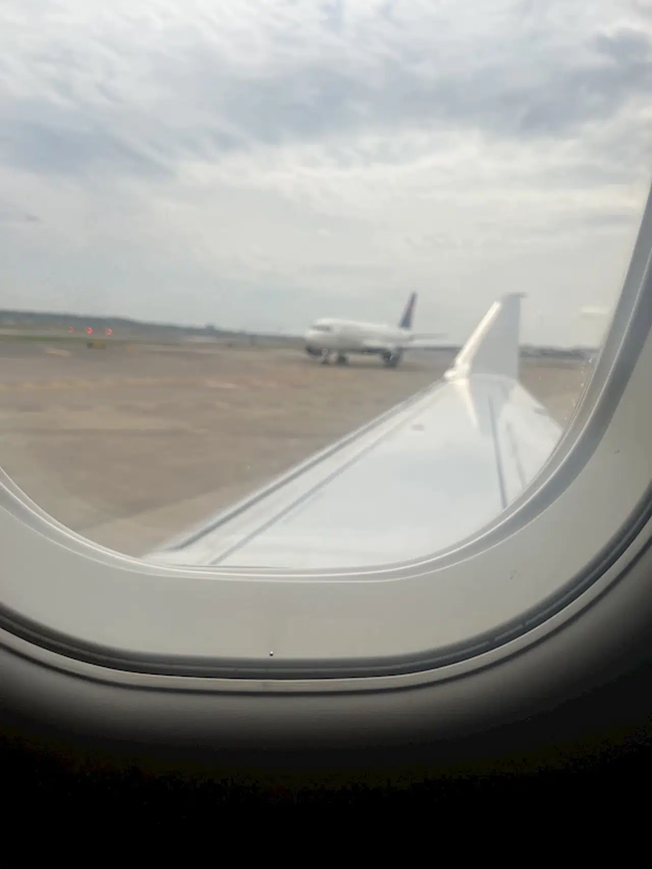 ABD’de Kongre üyelerini taşıyan uçak, başka bir uçakla çarpıştı