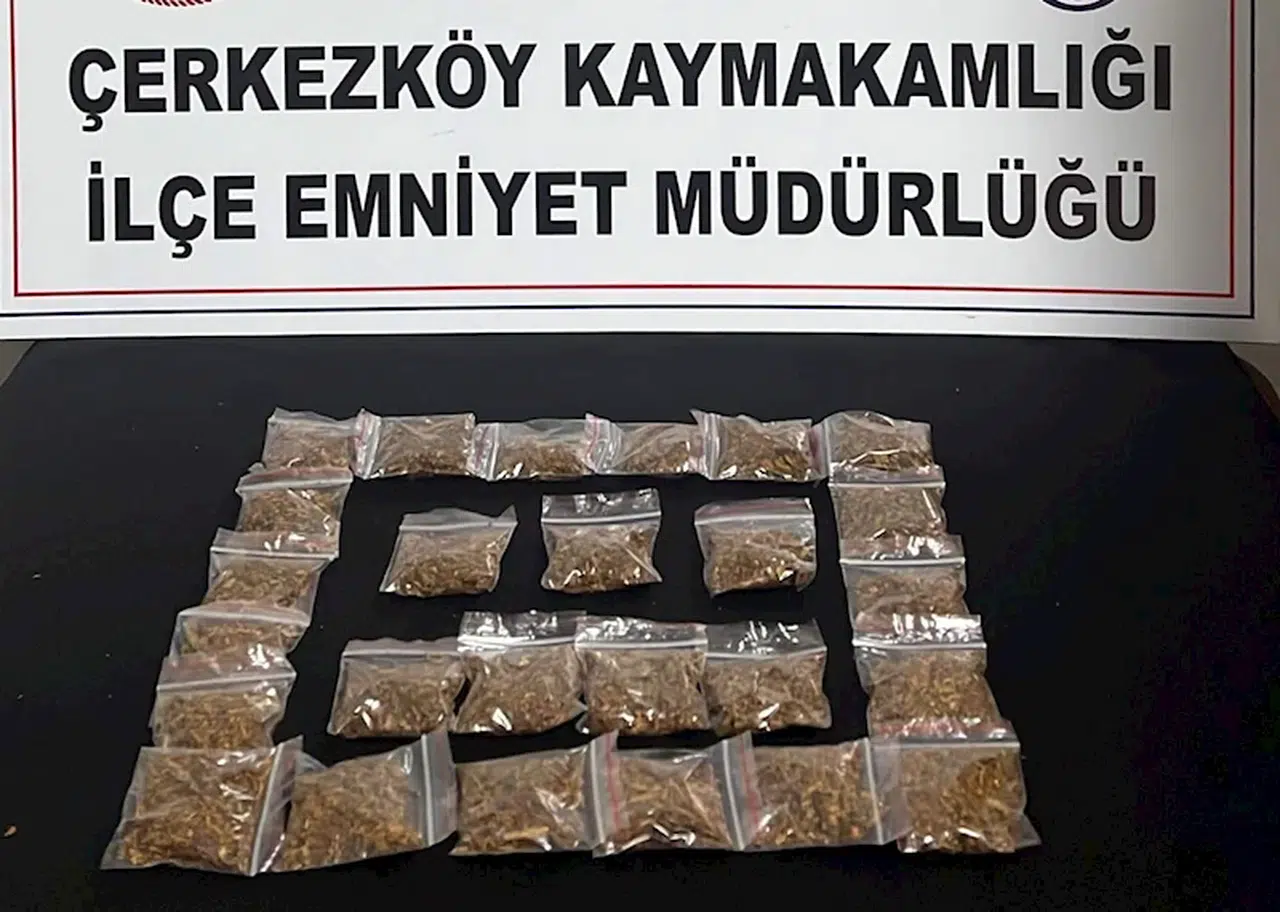  Çerkezköy'de motosikletle uyuşturucu satan 2 şüpheli yakalandı