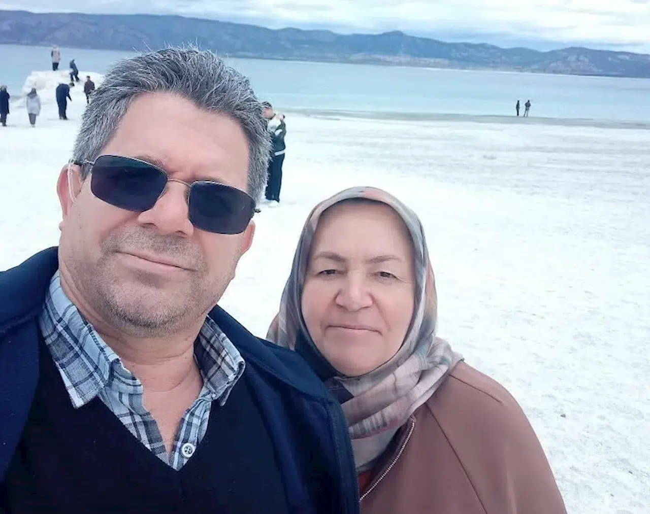 Miras yüzünden tartıştığı kardeşi ve yengesini tüfekle öldürdü