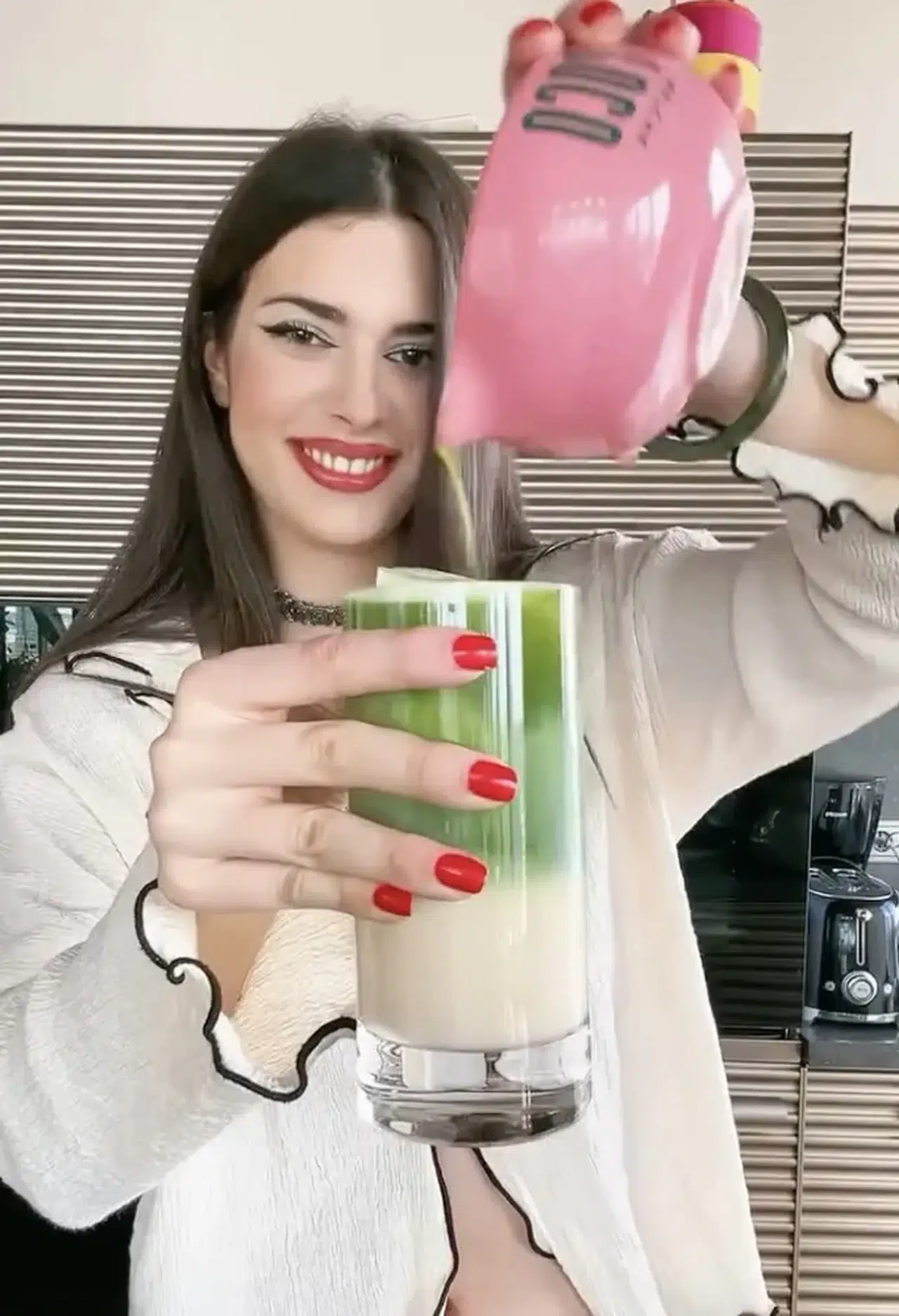 Ayça Çağla Altunkaya, Derin Talu’nun Matcha Videosuyla Dalga Geçti