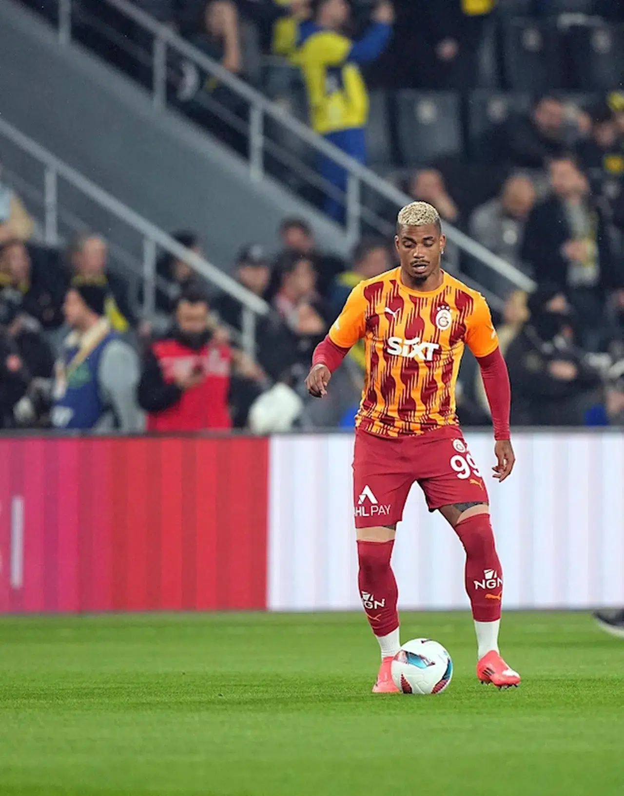 Fenerbahçe - Galatasaray maçından notlar (Galatasaray cephesi)