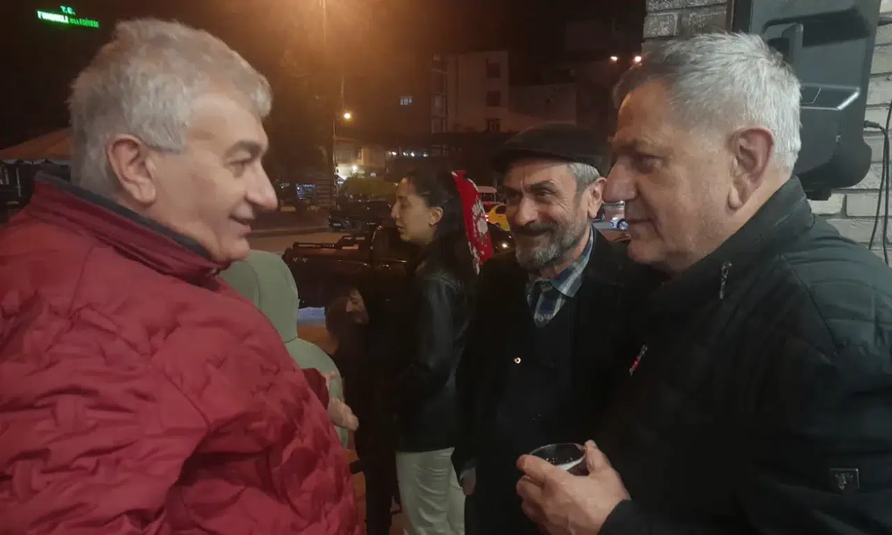 Rize’den İmamoğlu’na Anlamlı Dayanışma: Meci Sofralarında Buluştular