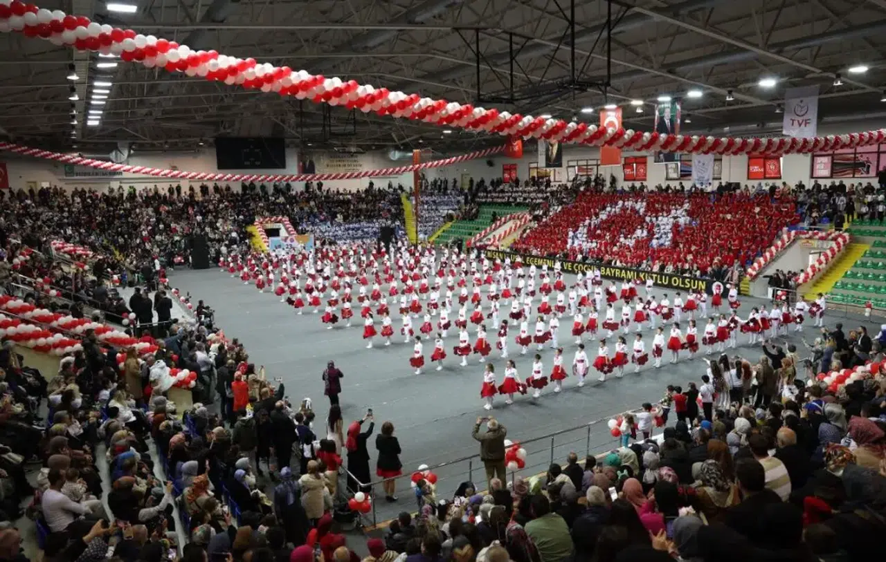 Rize, 23 Nisan Ulusal Egemenlik ve Çocuk Bayramı’nı Coşkuyla Kutladı