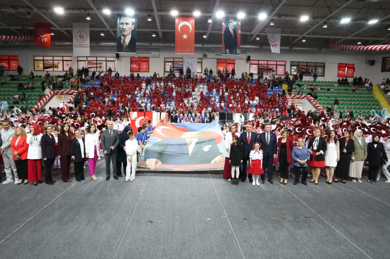 Rize’de 23 Nisan Ulusal Egemenlik ve Çocuk Bayramı Coşkuyla Kutlandı