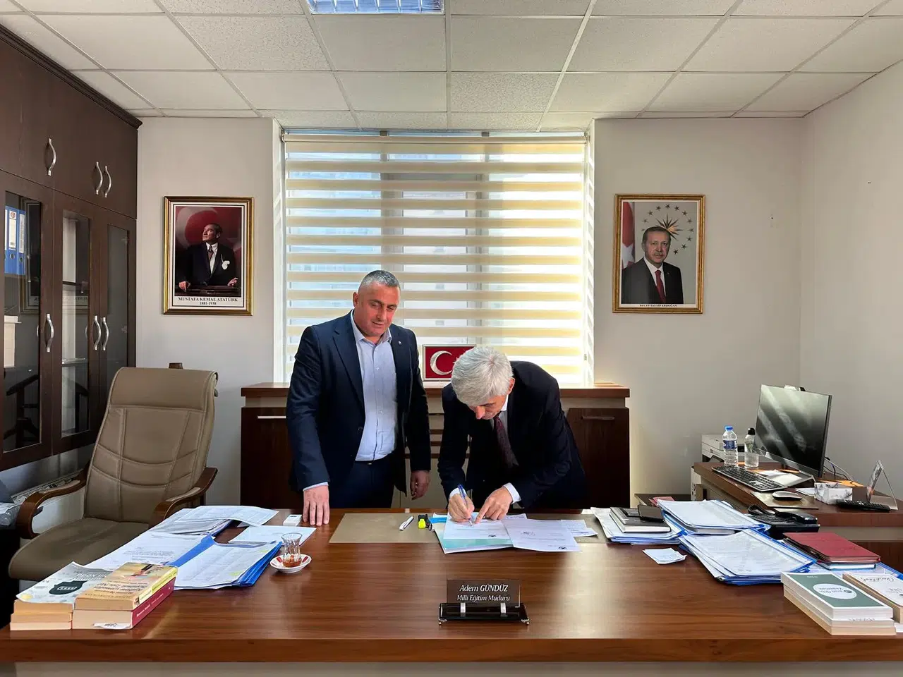 Pazar Ticaret ve Sanayi Odası'ndan Öğrencilere Kışlık Mont Desteği