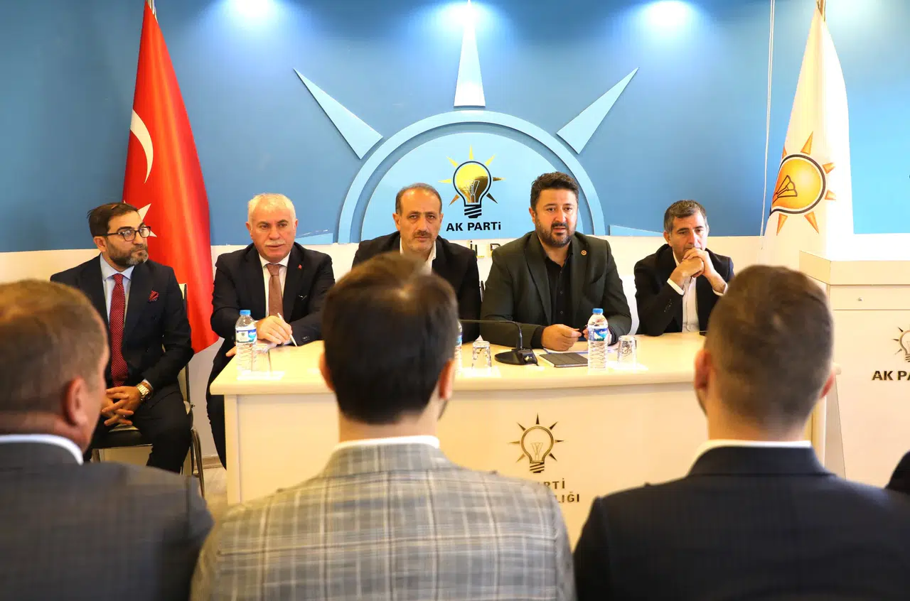 Bayburt'ta Yerel Yönetimler Toplantısı: Gelişim İçin Birlik Vurgusu