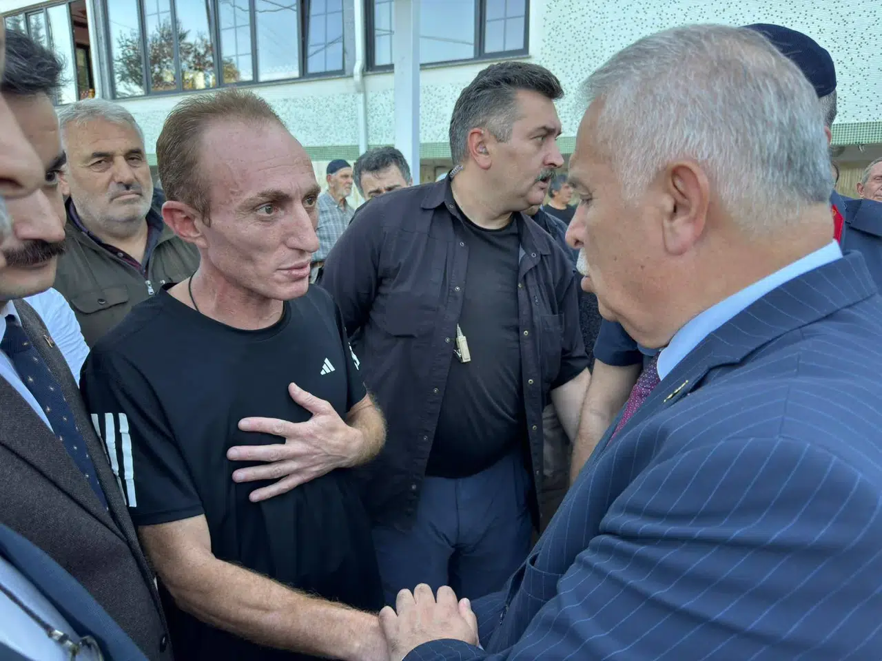 Vali Yıldırım, Kıbrıs Gazisi Mehmet Şahintaş’ın Cenaze Törenine Katıldı