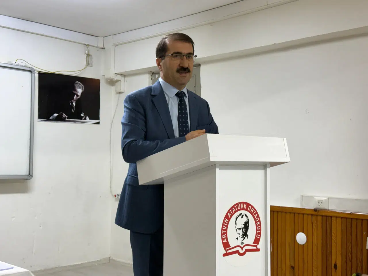 Eğitimde İş Birliği Vurgusu: Artvin'de Okul Aile Birliği Toplantısı Gerçekleşti