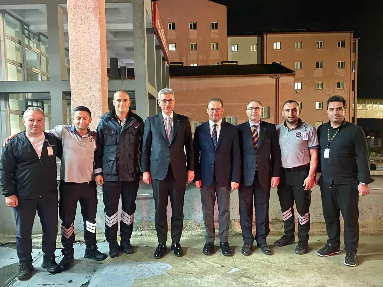 Bakan Memişoğlu Rize'de Sağlık Hizmetlerini İnceledi, Halkla Birebir Görüşmeler Yaptı