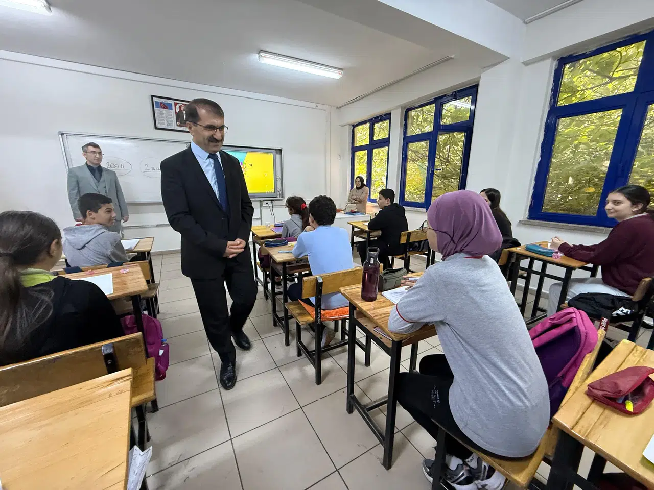 Artvin'de Eğitim Ziyaretleri: Öğrenci Motivasyonu ve Eğitim Kalitesi Hedefleniyor