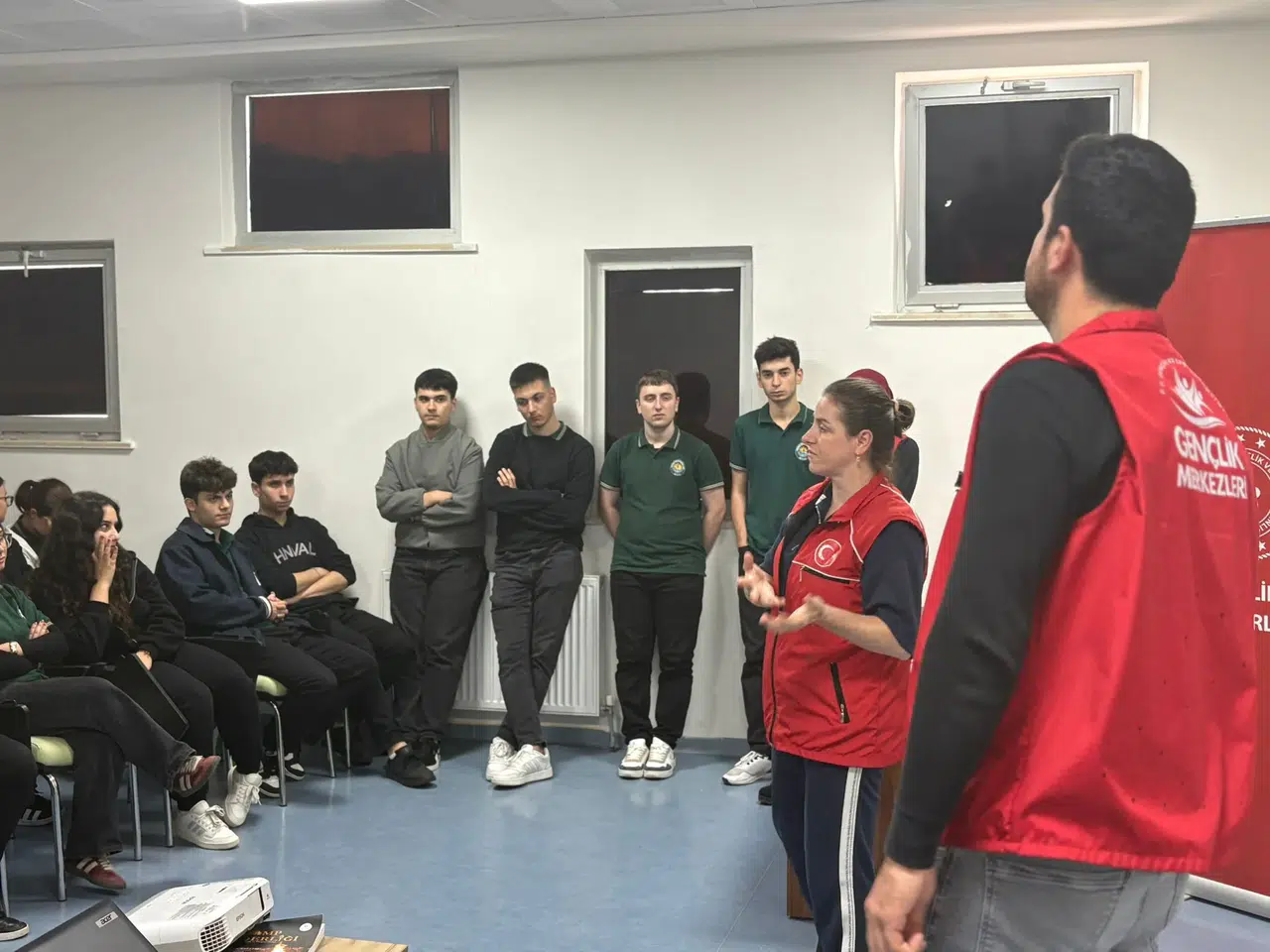 Hopa Gençlik Merkezi'nde Öğrenciler Unutulmaz Bir Gün Geçirdi