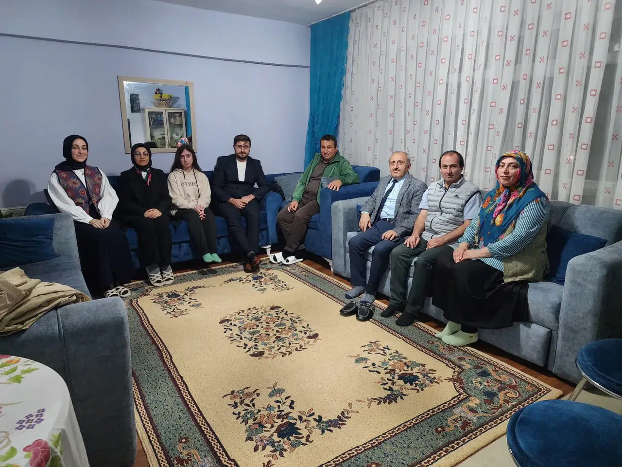 Eğitimde İş Birliği: Şavşat’ta Okul-Aile Buluşmaları Projesi Başarıyı Hedefliyor