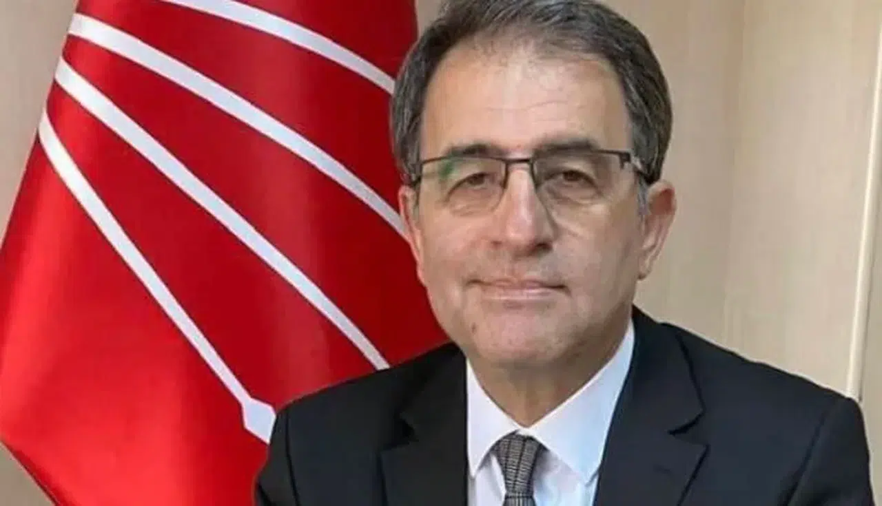 CHP Rize’de Kurultay Krizi: Başkanlara Hazımsızlık Tabanı Karıştırdı