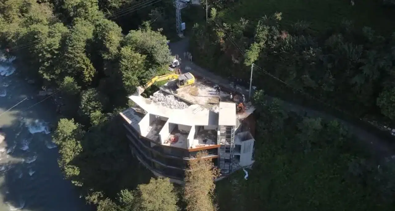 Fırtına Vadisi'nde kaçak yapılar kaldırılıyor, doğa ve insan güvenliği ön planda