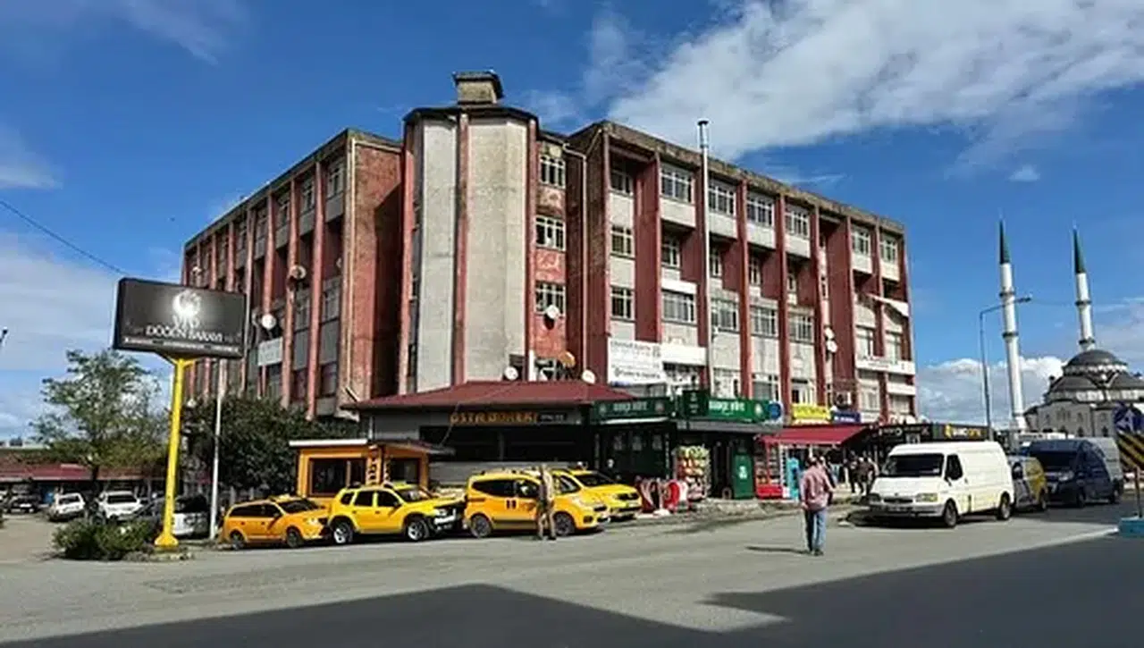 Pazar'da Yenileme Hamlesi: Kentsel Dönüşüm Projeleri Hayata Geçiyor!