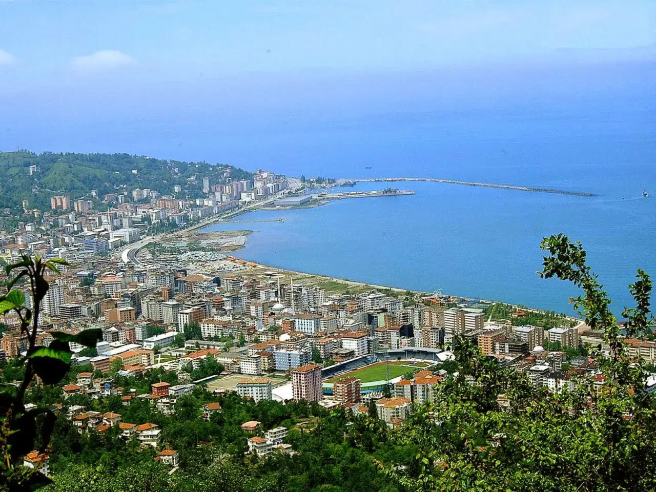 Rize'de Kırmızı Işık İhlali Yapanların Ehliyetine Men Geliyor