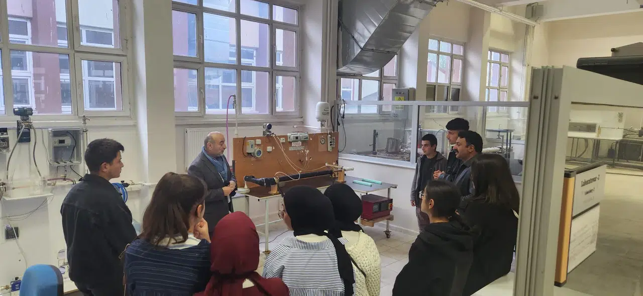 Erzurum'da Kariyer Buluşmaları: Gençler Uzmanlarla Bir Araya Geldi