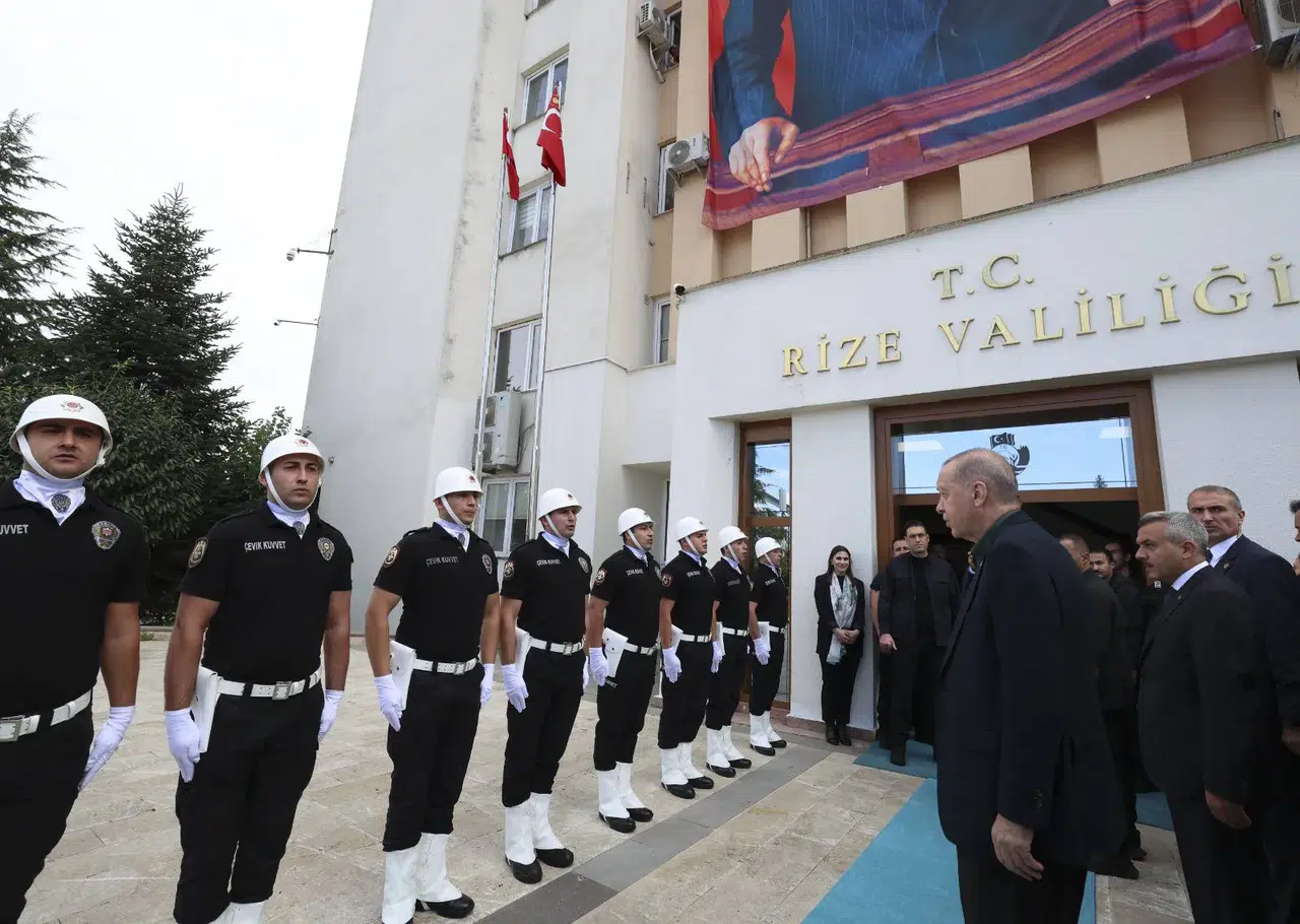 Erdoğan Rize'yi ziyaret etti yatırım projeleri ve yerel kalkınma konularını ele aldı