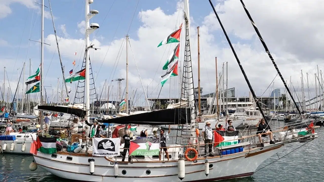 MSB, 11 kişinin tahliye edildiğini duyurmuştu! Sumud Filosu'na yönelik saldırı alarmı: "12 İsrail gemisi yaklaşıyor"