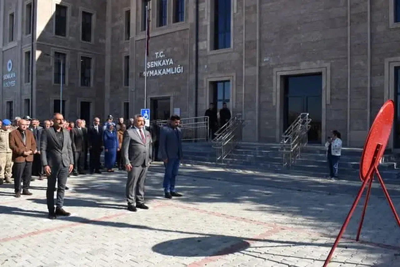 Şenkaya'da 19 Ekim Muhtarlar Günü coşkuyla kutlandı