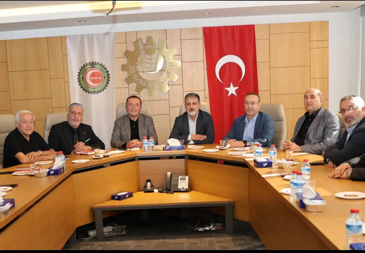 Çaykur’da yetkili sendika olan Özgıda-İş Sendikasının Genel Başkanı Halil Çukutli görevinden istifa etti