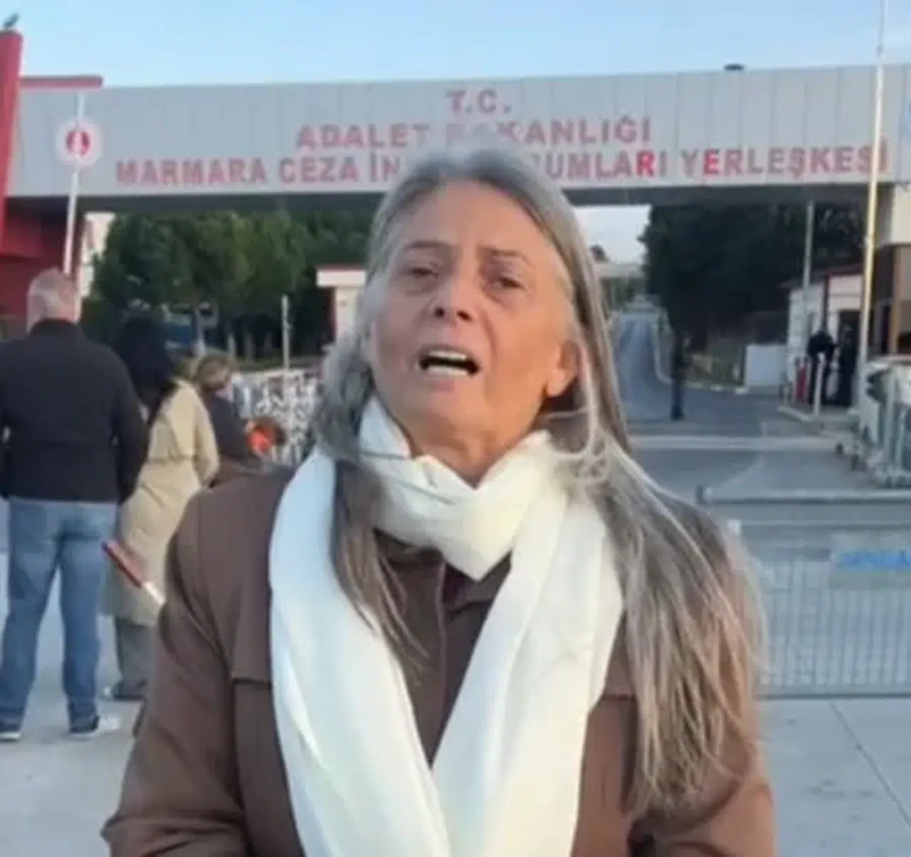 Sibel Suiçmez, Silivri'de tutuklularla görüşerek adalet mücadelesini vurguladı