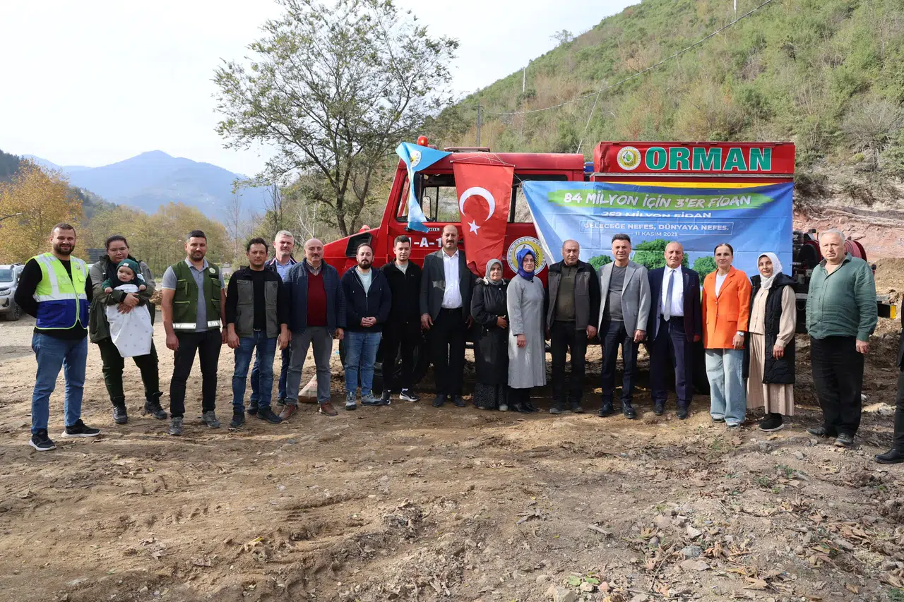 Maçka’da Milli Ağaçlandırma Günü Fidan Dikimiyle Kutlandı