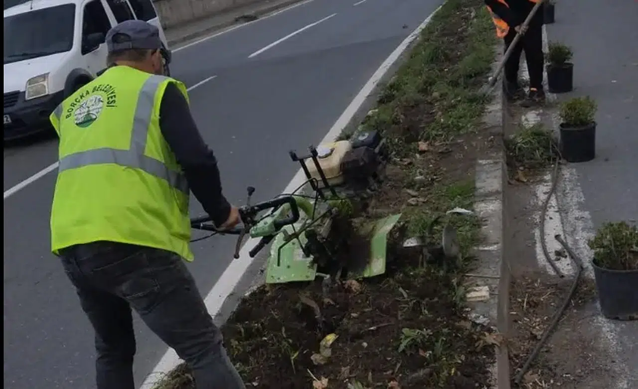 Borçka Belediyesi’nden Çevre Düzenleme ve Altyapı Hamlesi