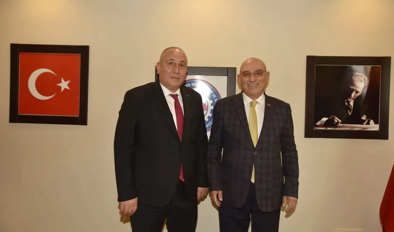 Trabzon'da Esnaf ve Sanatkârlar Oda Başkanı'nın sorunlar ve çözümler üzerine istişareleri