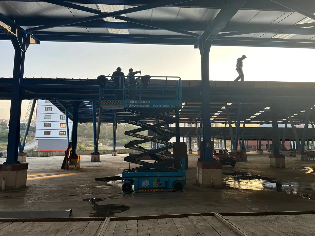 Beşikdüzü Belediyesi'nden Temizlik ve Bakım Çalışmalarına Hız Kesmeden Devam