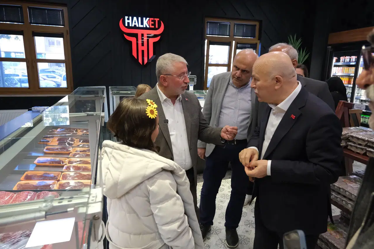 Erzurum Büyükşehir Belediye Başkanı Sekmen, Çorum’da Hemşehrileriyle Buluştu