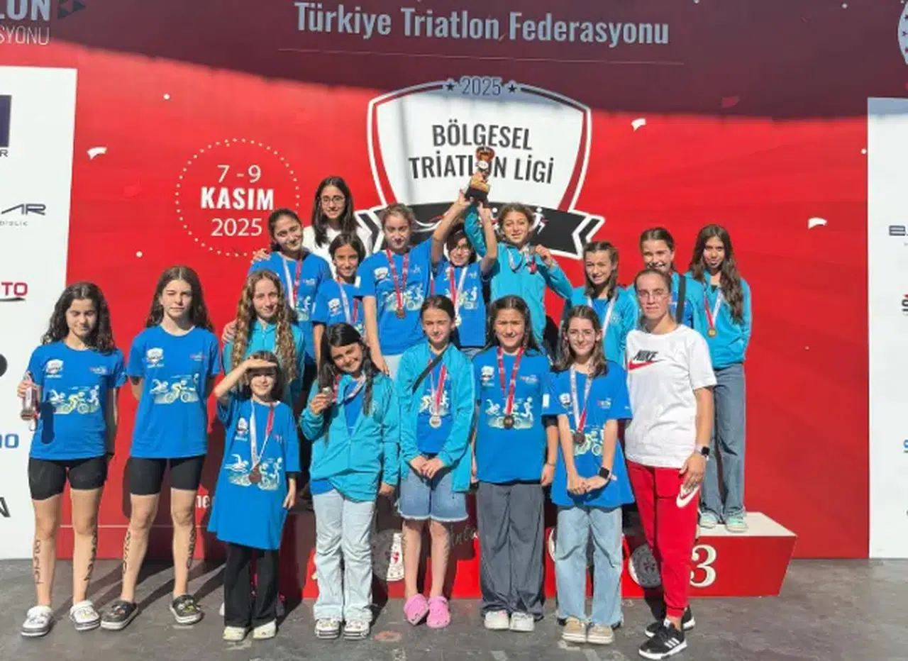 Rize triatlon ekibi, Türkiye Triatlon Finali'nde üçüncülükle zafer kazandı!