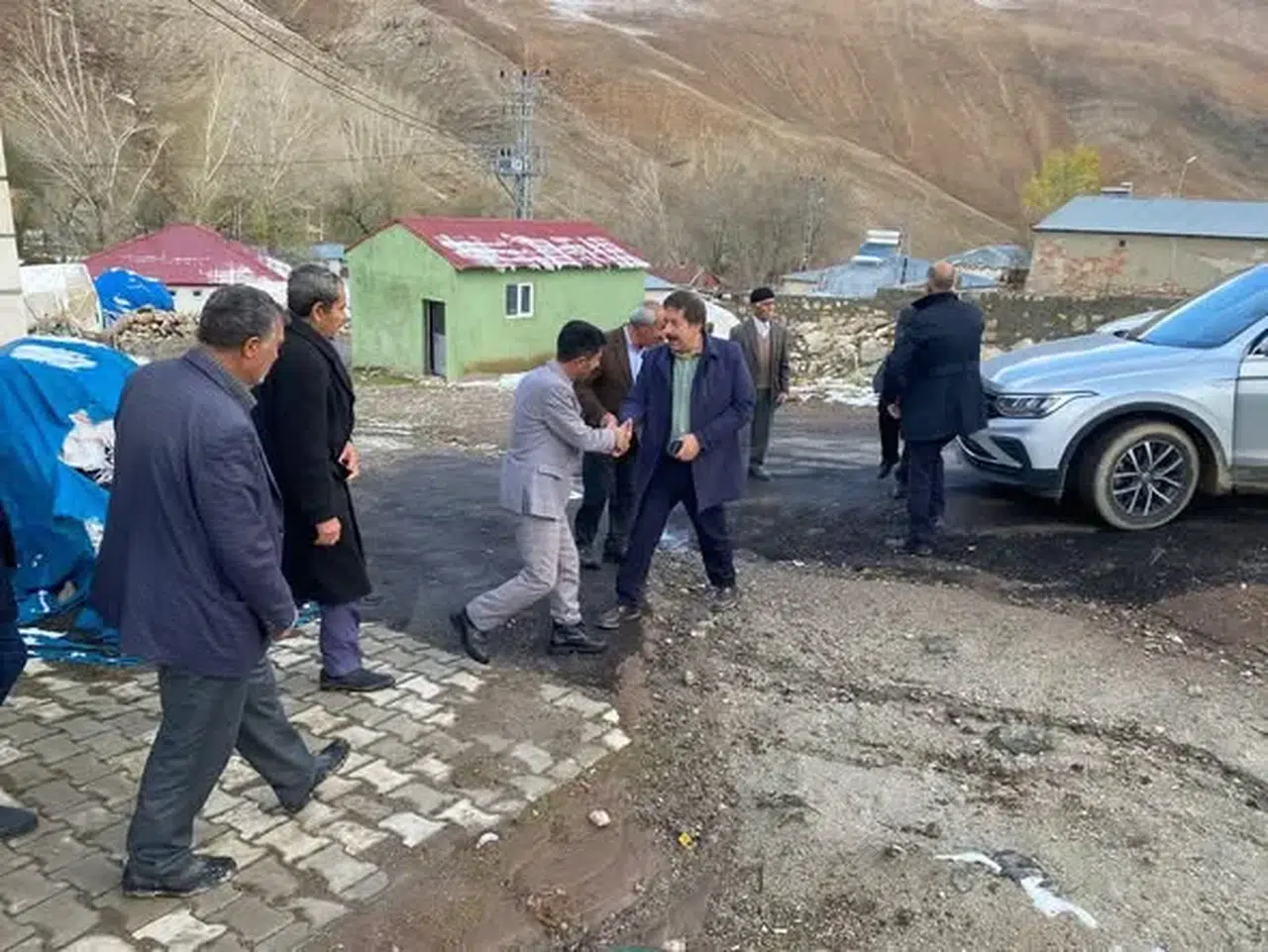 Av. Abdurrahim Fırat, Çat Işkınlı Mahallesi’nde Hemşehrileriyle Buluştu