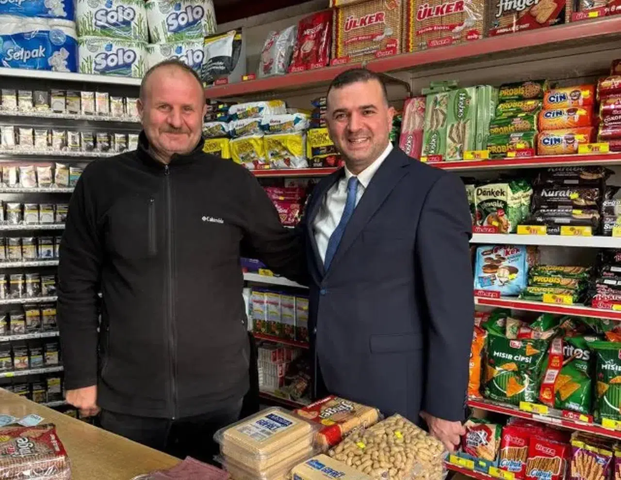 MHP Trabzon'da Esnafla Buluştu, Sorunlar ve Çözüm Önerileri Üzerine Fikir Alışverişi Yapıldı