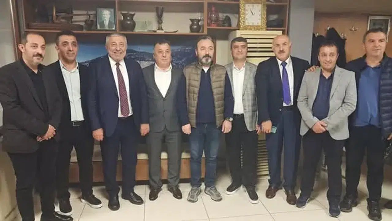 Trabzon Dernekleri Federasyonu, Anadolu Yakası’ndaki Dernek Başkanlarıyla Bir Araya Geldi
