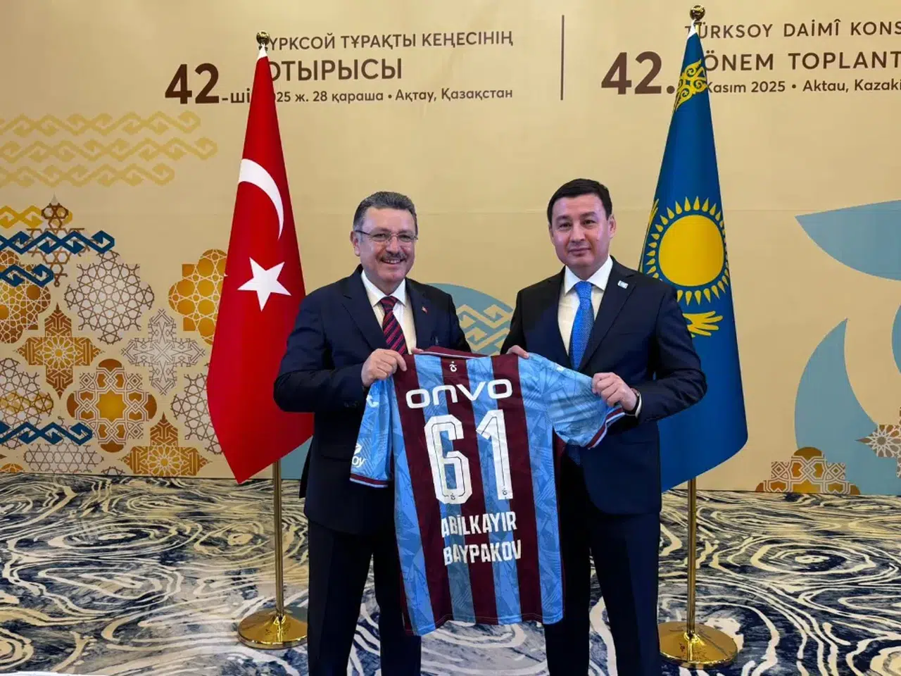 Trabzon’un Yeni Kardeş Şehri Aktau Oldu: Karadeniz’den Hazar’a Dostluk Köprüsü