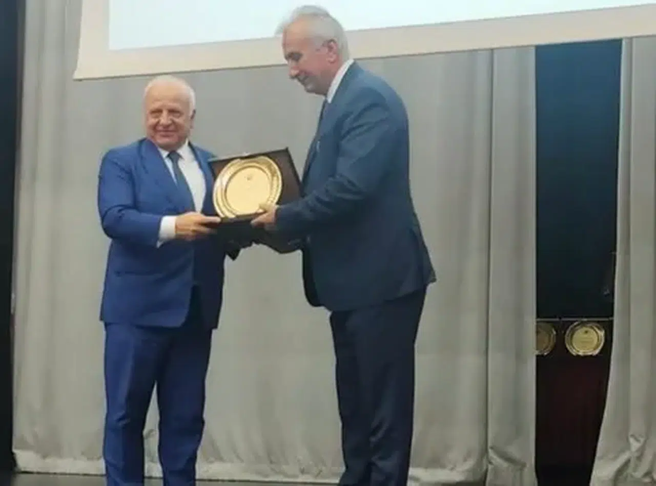 Trabzon'da Yerel Basın Programı, Basın Emekçilerine Ödül Taktimiyle Büyük İlgi Gördü