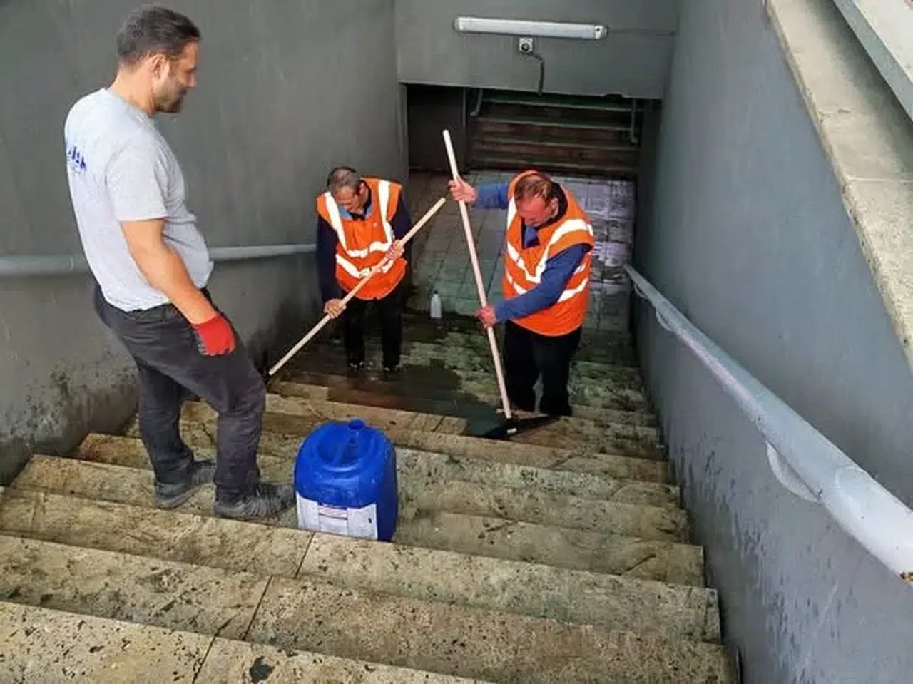 Arsin Belediyesi’nden Temizlik Seferberliği: Daha Temiz, Daha Yeşil Bir İlçe İçin Çalışmalar Sürüyor