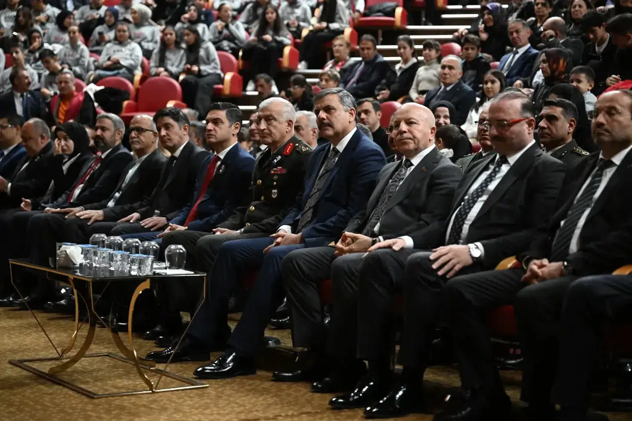 Atatürk, 87. yılında Erzurum'da coşkuyla anıldı