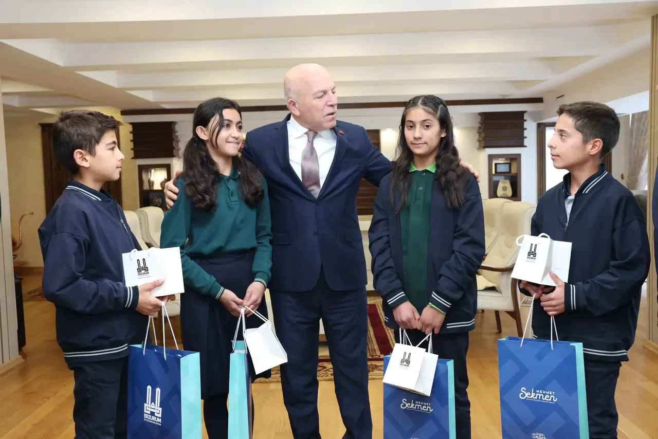 Köprüköy Atatürk YBO Öğretmen ve Öğrencilerinden Başkan Sekmen’e Ziyaret