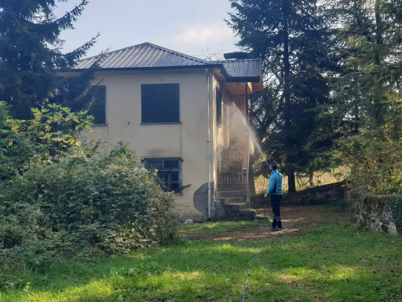 Maçka’da Kahverengi Kokarca İlaçlaması Devam Ediyor