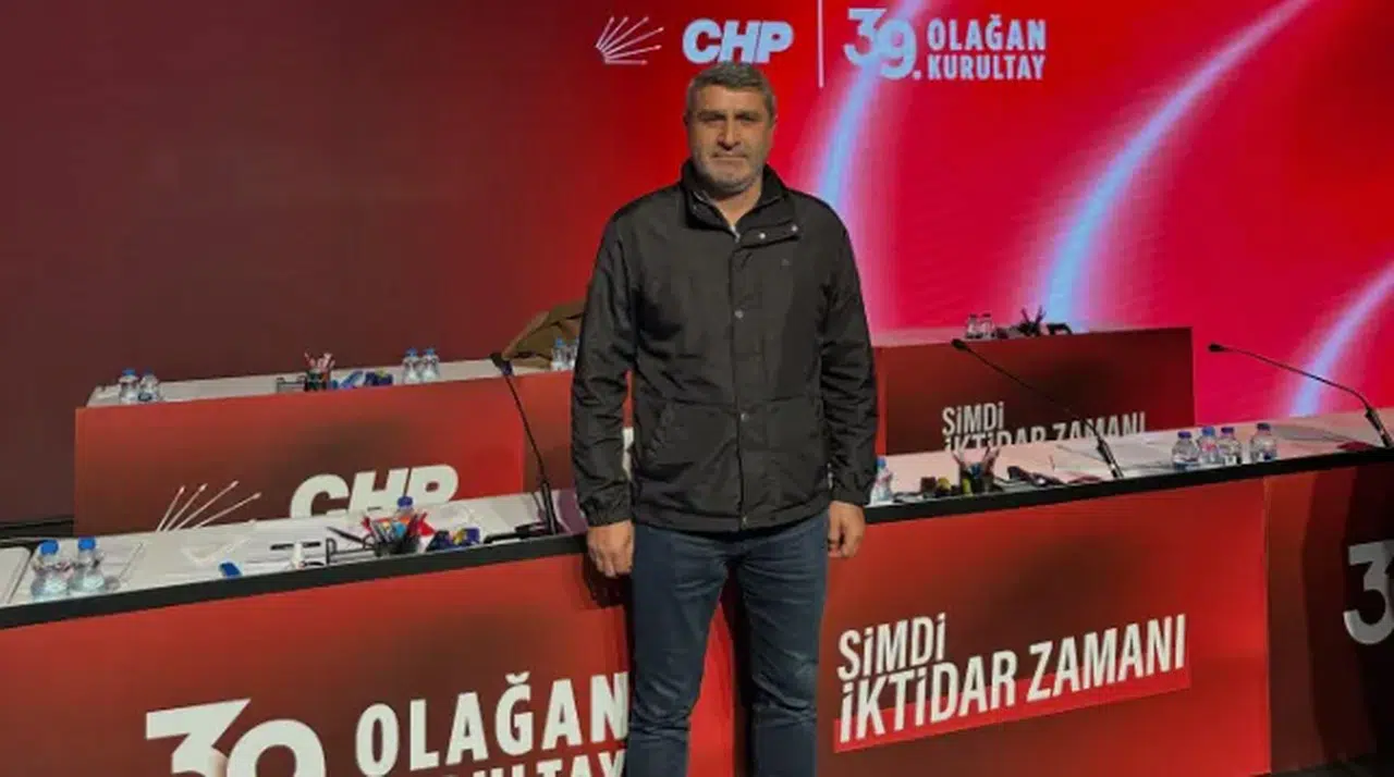 CHP Hopa İlçe Örgütü, 39. Olağan Kurultaya Katılım Sağladı