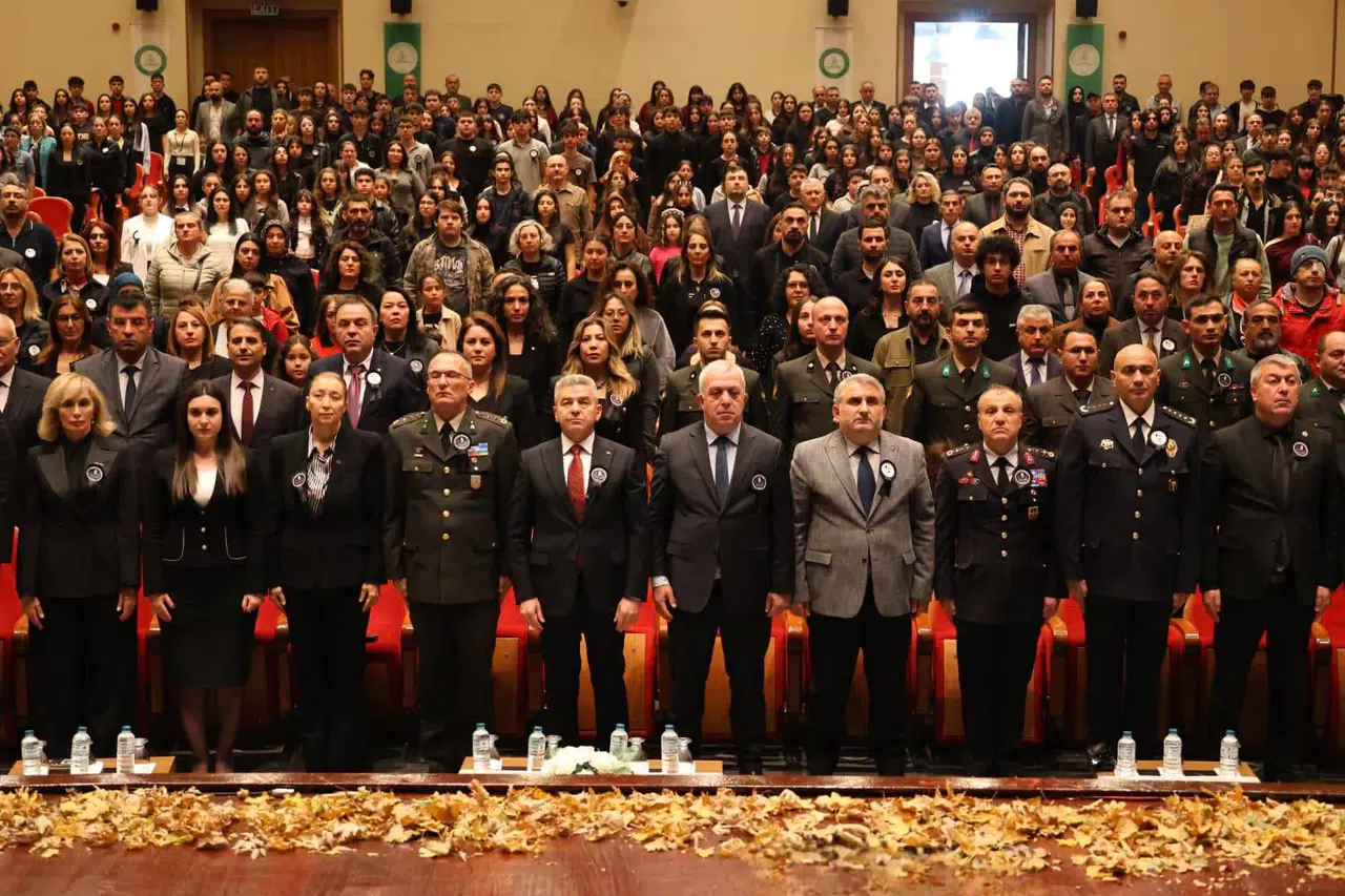 Atatürk, Artvin'de 87. ölüm yıldönümünde törenle anıldı