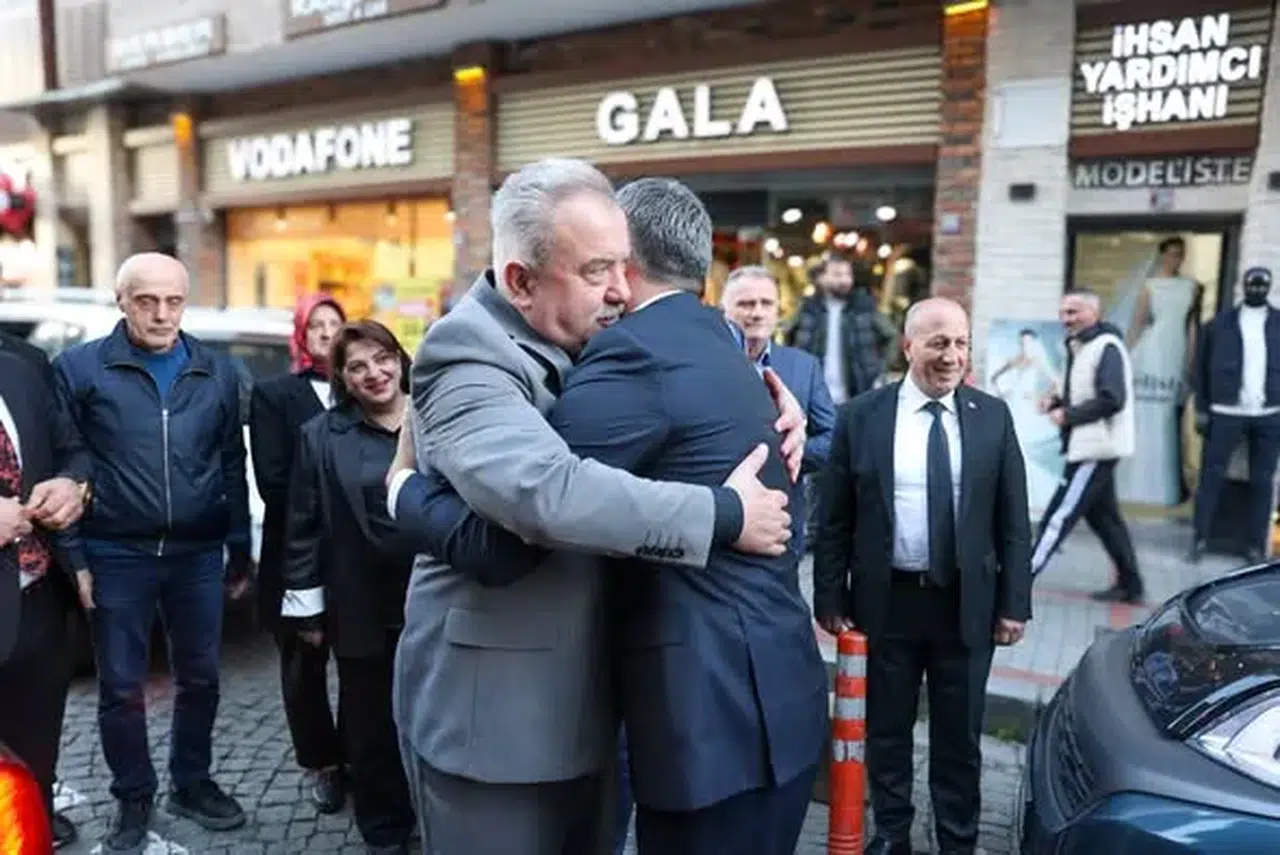 Bakan Yardımcısı Zafer Tarıkdaroğlu, AK Parti Rize İl Başkanlığını Ziyaret Etti