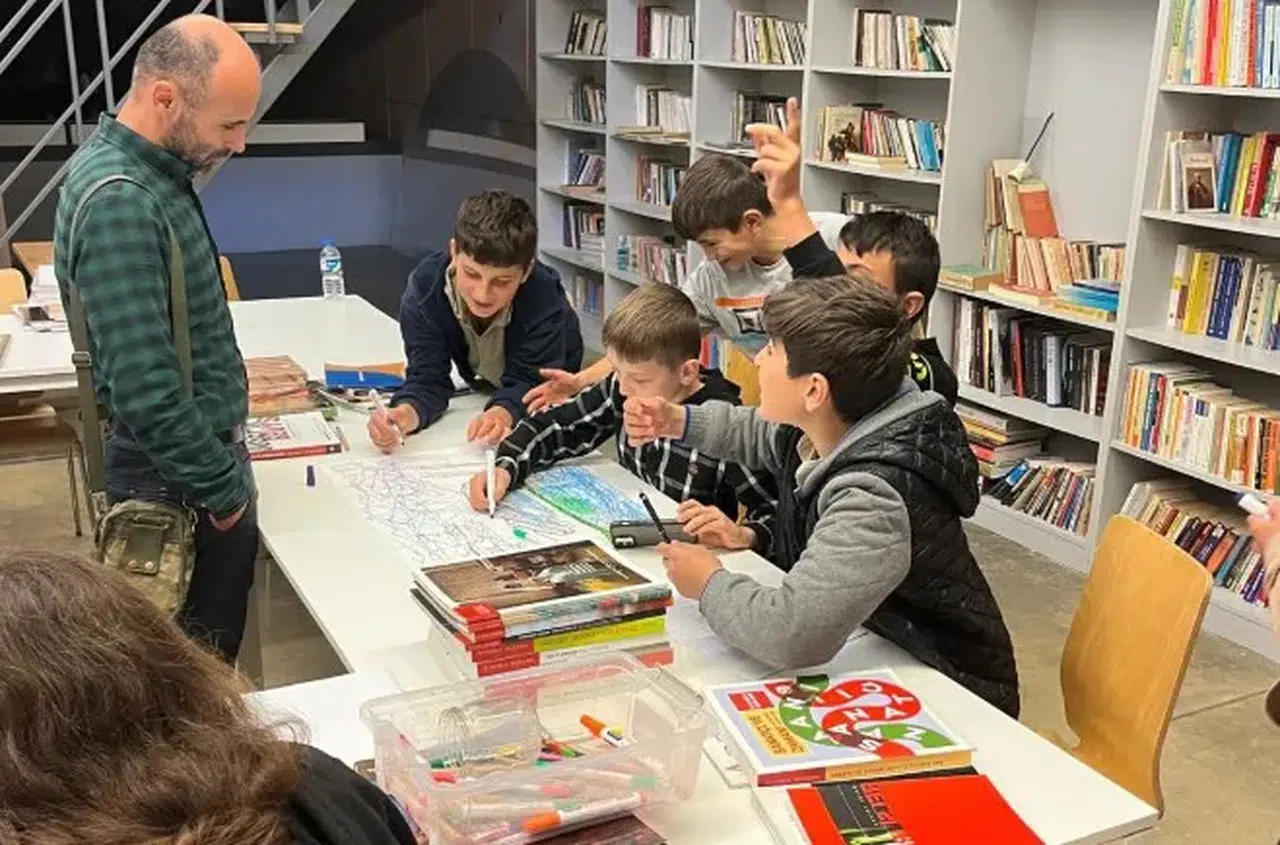 “Baksı’yı Geziyorum, Müzede Resim Çiziyorum” Projesi Öğrencilerle Buluştu