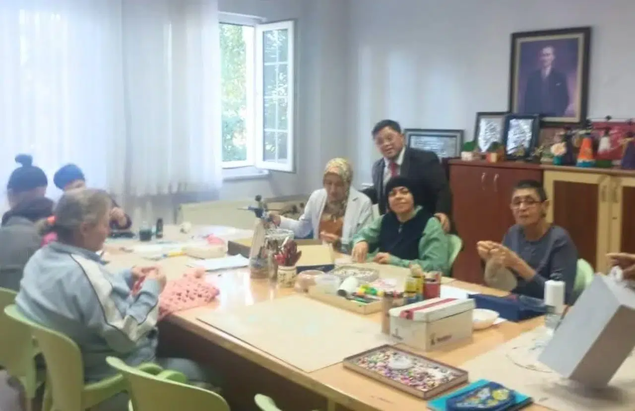 Gündüz Bakım Merkezi’nde Bireysel Beceriler ve Eğlenceli Etkinlikler